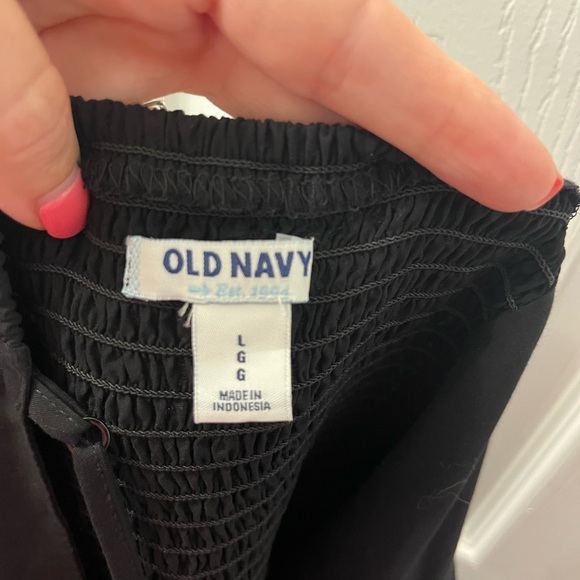 Old Navy size Large- Black Dreas - Picture 3 of 3